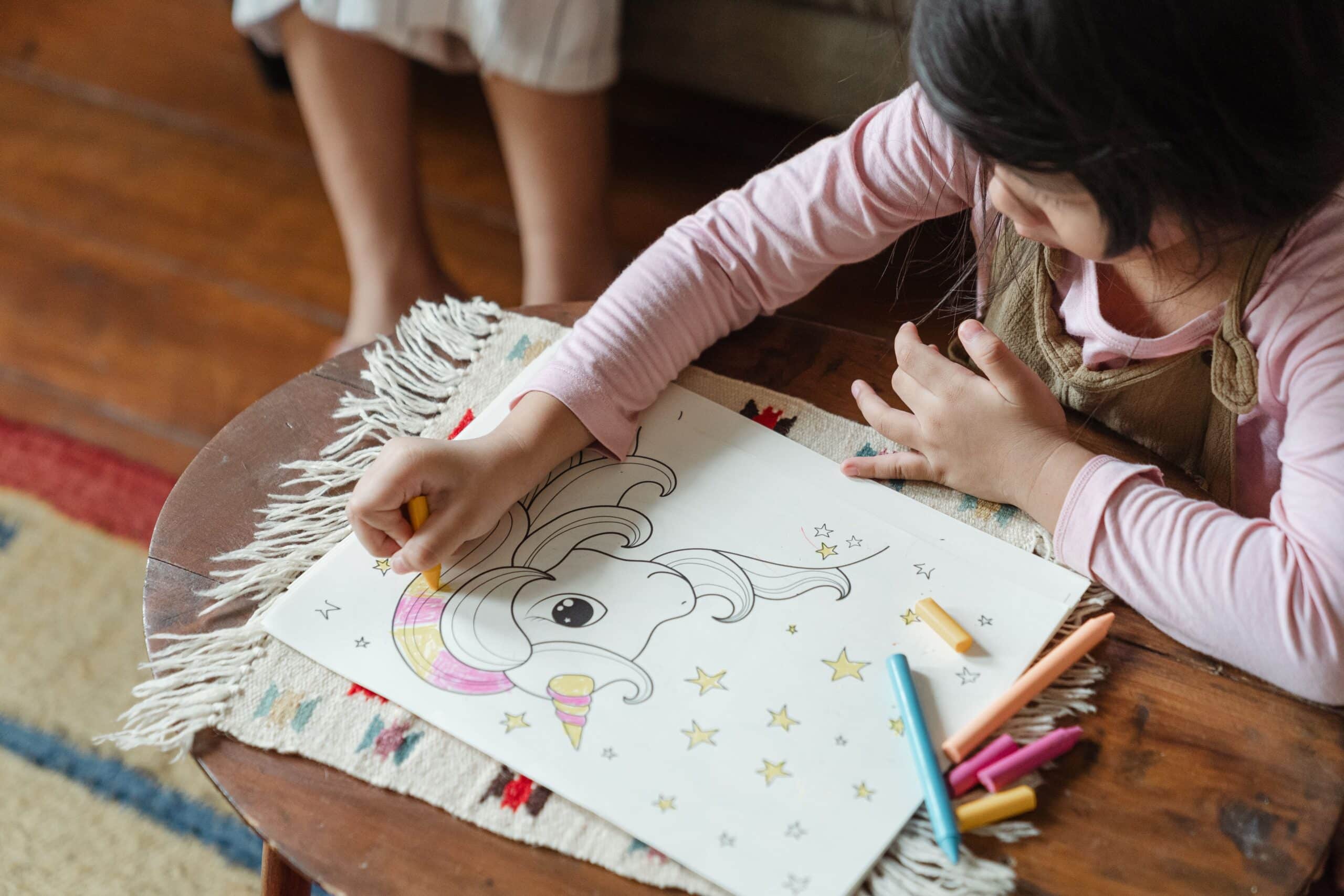 Ensinar as cores na educação infantil